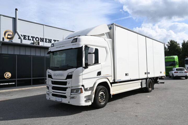 Scania P320 4×2