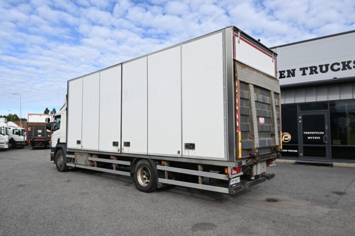 Scania P320 4×2