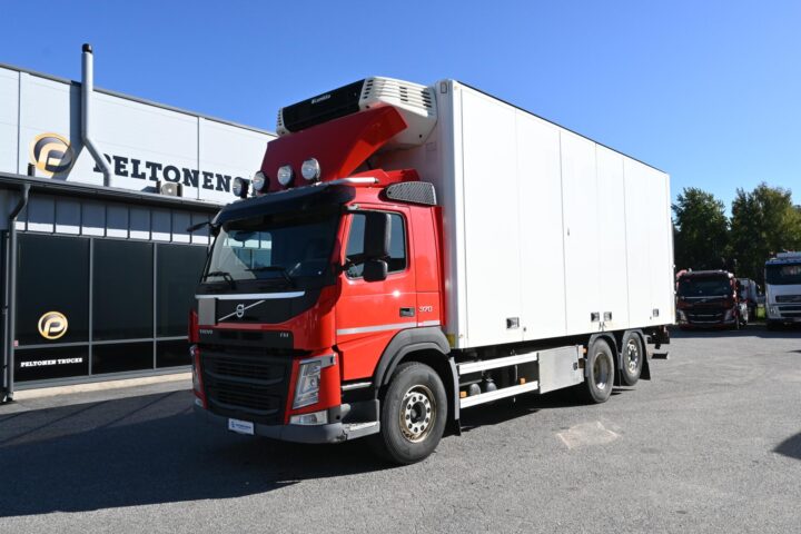 Volvo FM370 6×2