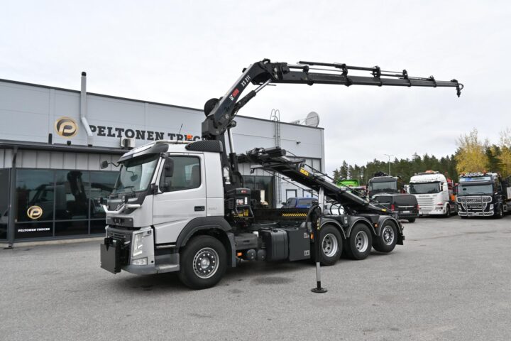 Volvo FM450 8×4*4 Tridem